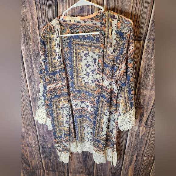 Rewind Tops - Rewind Kimono cover crochet trim size Lg